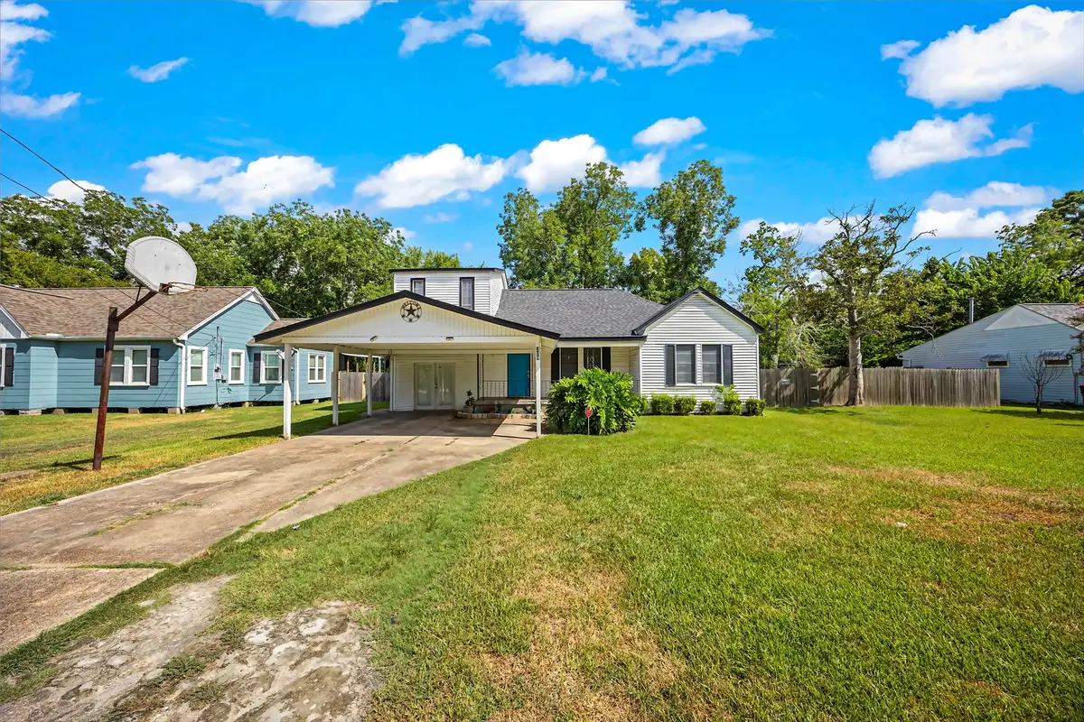 209 South Street, Baytown, TX 77520 - #1