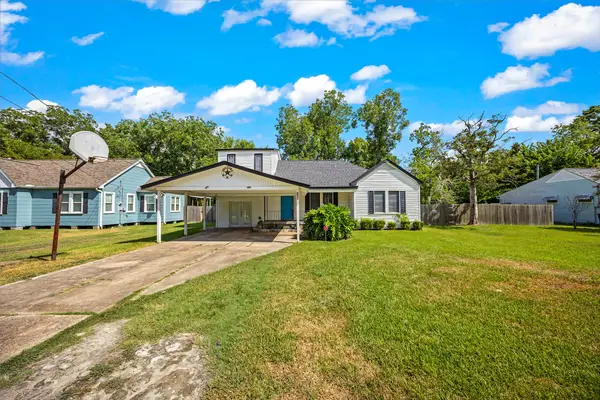 209 South Street, Baytown, TX 77520