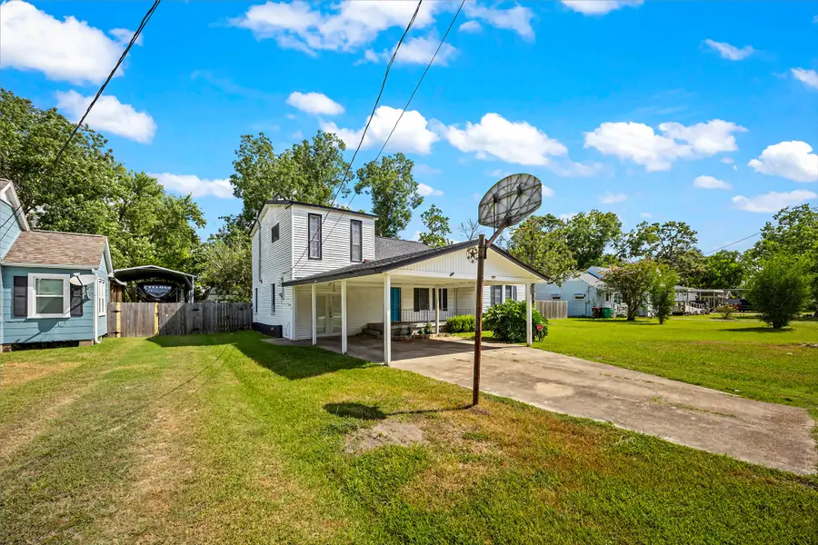 209 South Street, Baytown, TX 77520 - #2