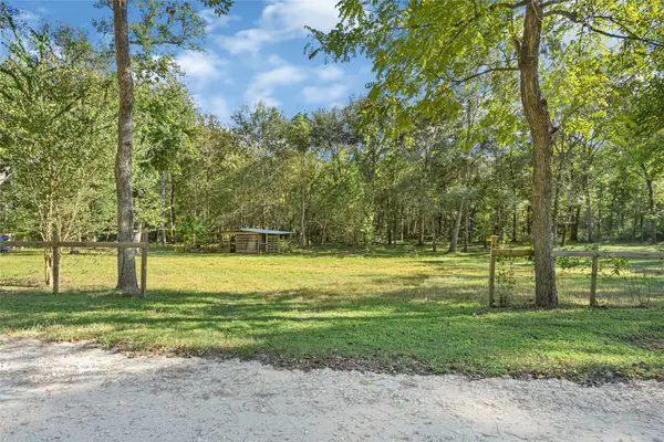 114 Gourd Creek Drive, Huntsville, TX 77340