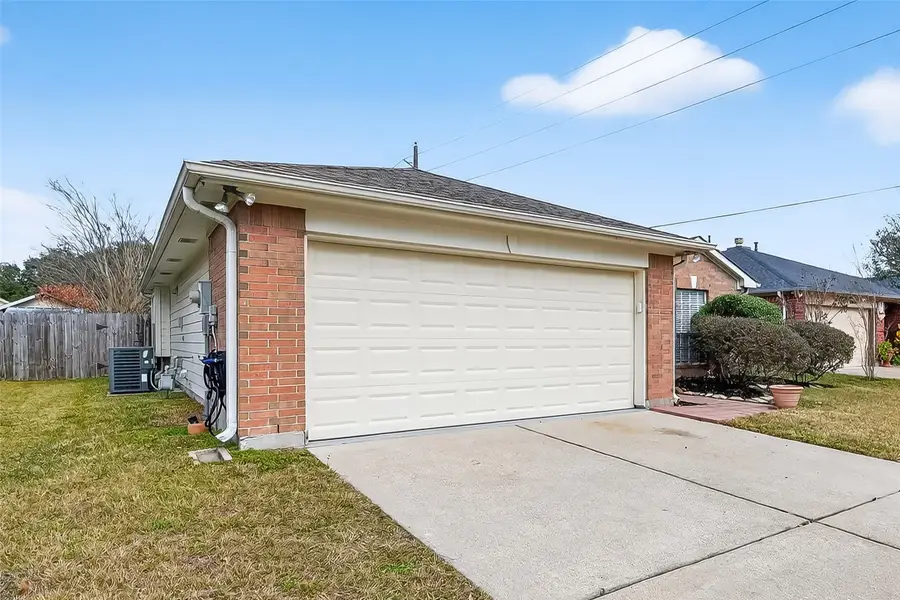 15810 Barbarossa Drive, Houston, TX 77083 - Image #2