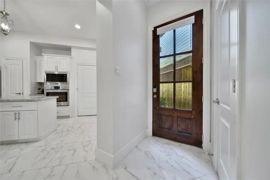 5806 Petty Street, Houston, TX 77007 - #2