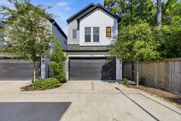 5361 Creekmont Oaks Lane, Houston, TX 77091 - #1