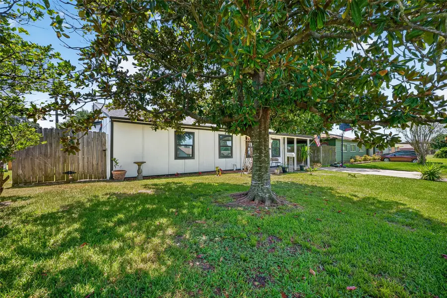 2110 Hillshire Drive, Deer Park, TX 77536 - #2