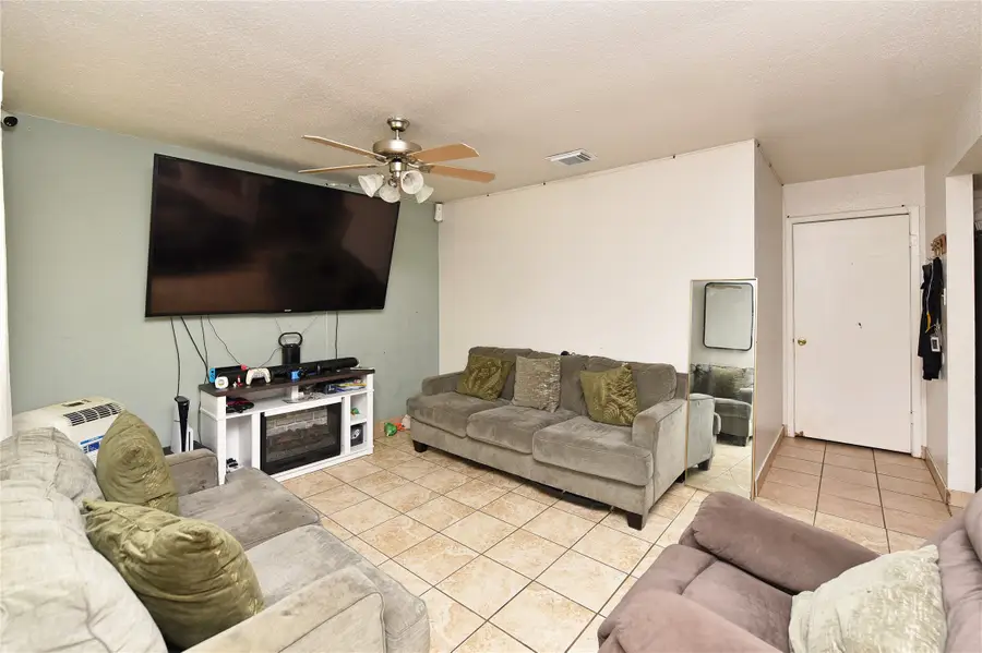10119 Hannon Drive, Houston, TX 77040 - #3