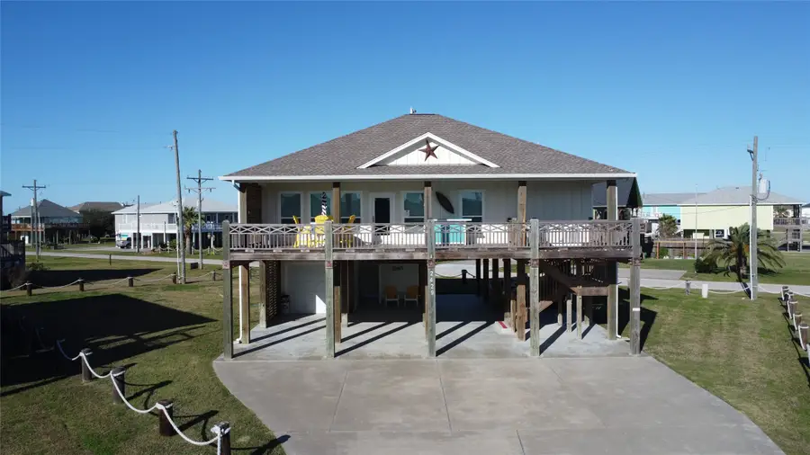 2429 Sand Castle Drive, Crystal Beach, TX 77650 - Image #2