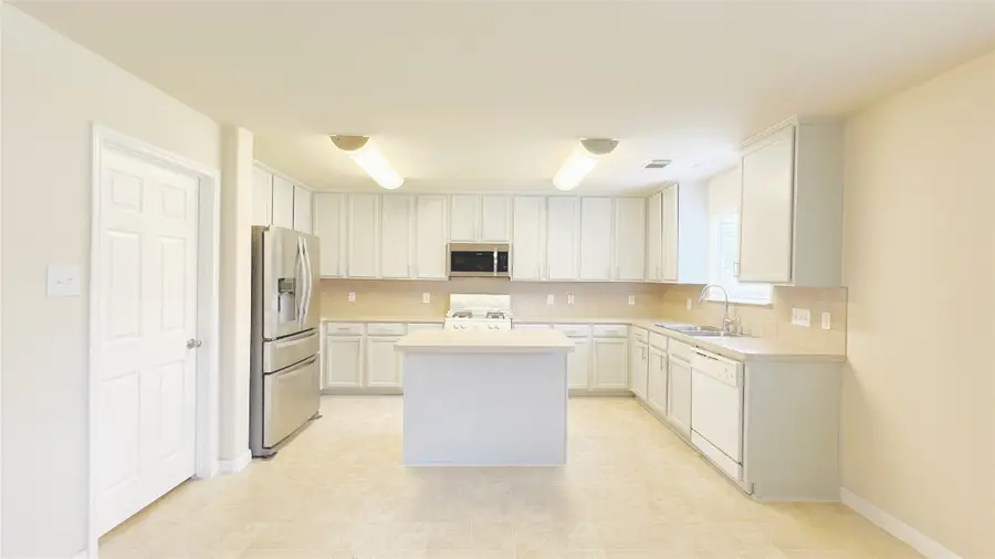 21338 Bella Mountain Drive, Spring, TX 77379 - Image #3