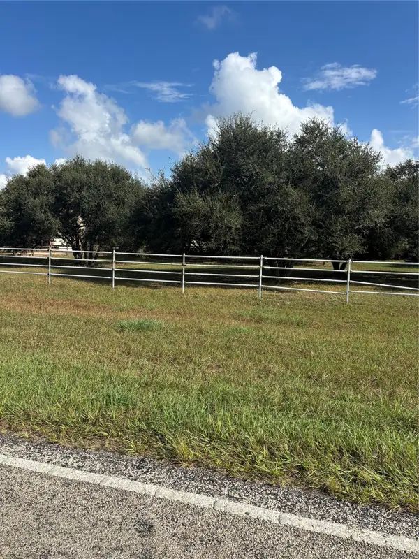 2835 Fm 2853, Palacios, TX 77465
