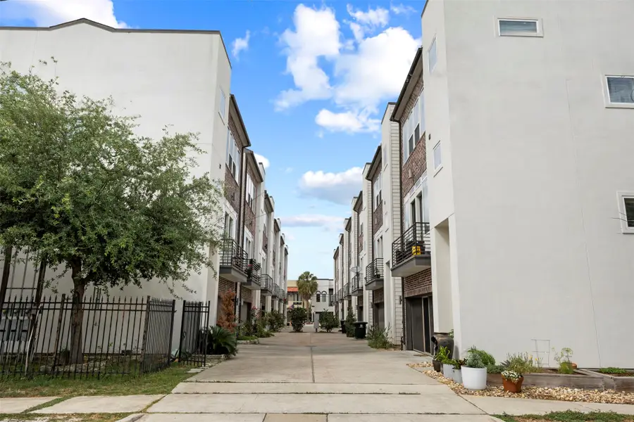 5528 Cornish Street #E, Houston, TX 77007 - #2