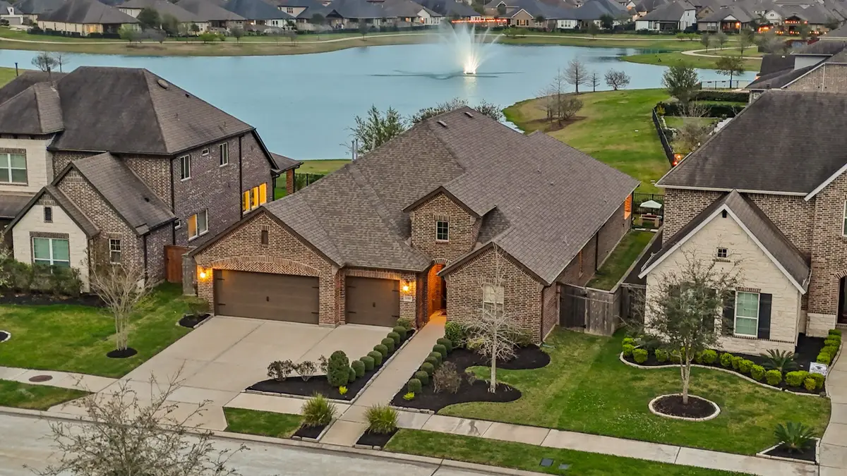 2010 Big Creek Way, Missouri City, TX 77459 - #1