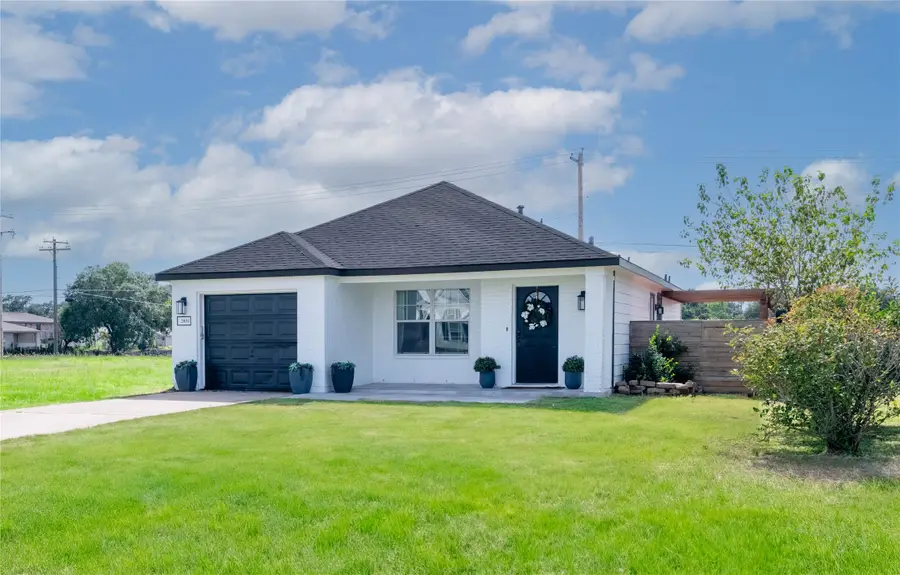 2031 7th Street, Hempstead, TX 77445 - Image #2