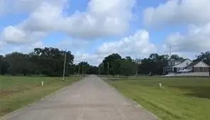401 Rancho Chico Trail, Angleton, TX 77515 - #2