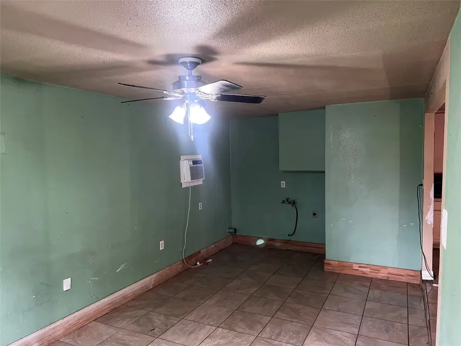 7641 Delavan Drive, Houston, TX 77028 - #2