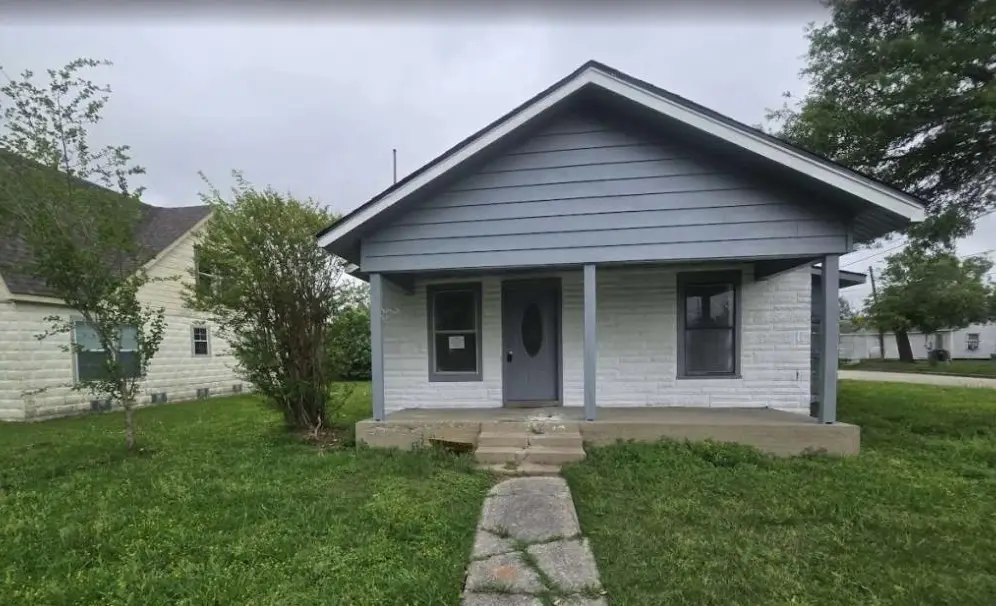 1300 Burbank Street, Baytown, TX 77520 - Image #1