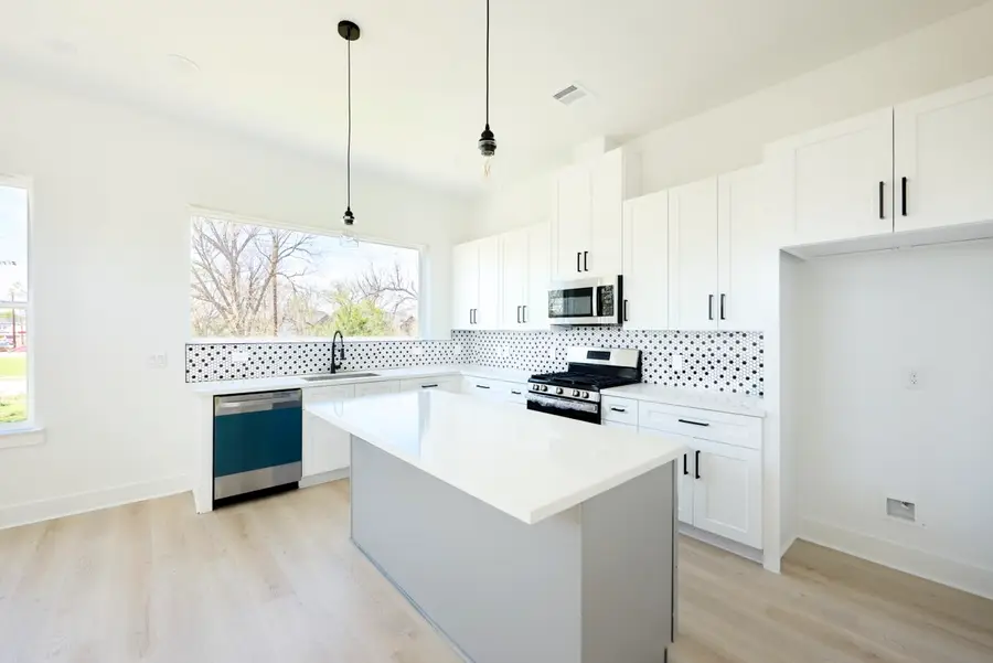 3213 Reeves Road, Houston, TX 77004 - #3