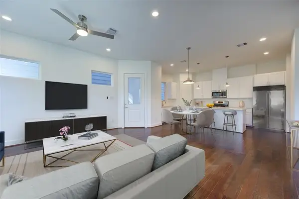 847 Rachel Street #E, Houston, TX 77091