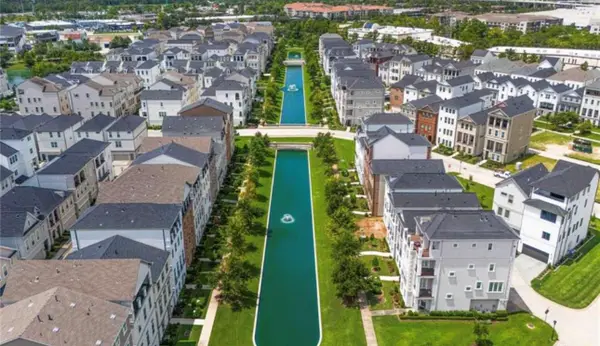 3705 Somerset York Lane, Houston, TX 77055