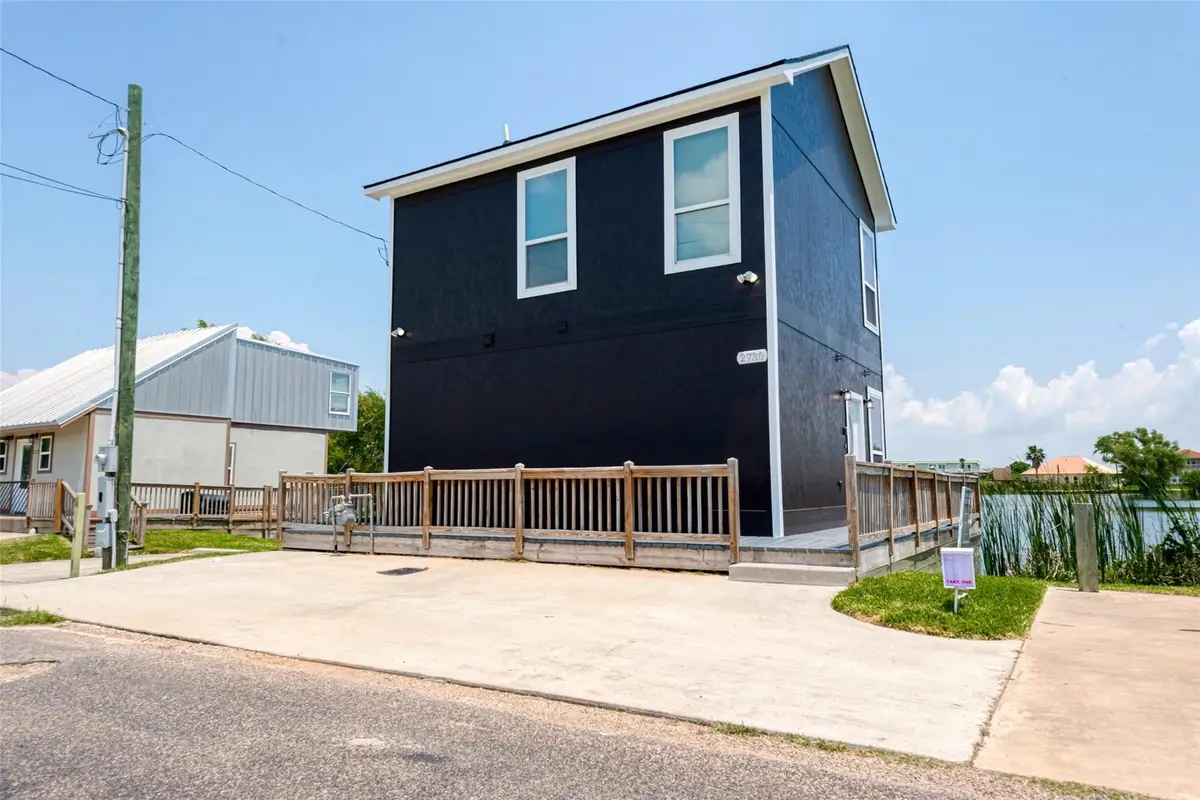 2730 Avenue D, San Leon, TX 77539 - #1
