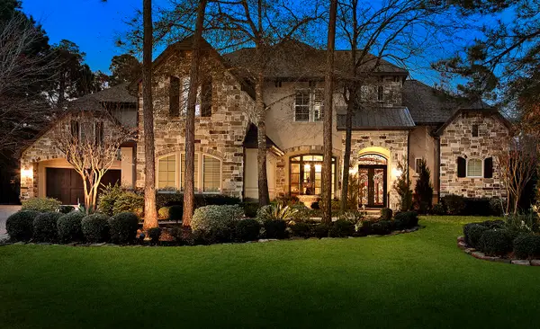 54 Player Point Drive, Spring, TX 77382