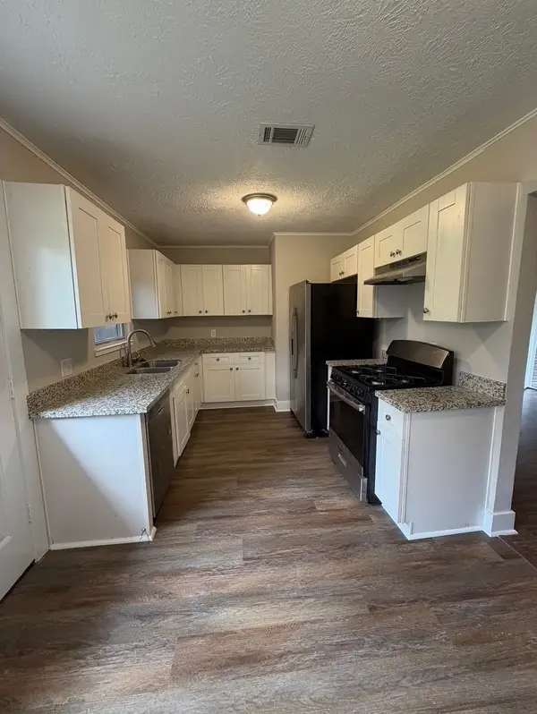 113 E Witcher Lane, Houston, TX 77076
