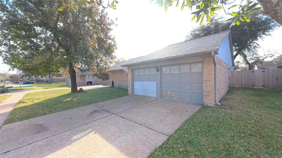 13407 Wells River Drive, Houston, TX 77041 - Image #2