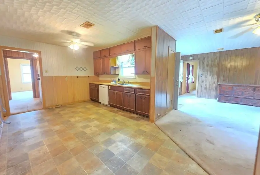 1420 Elm Avenue, Bay City, TX 77414 - #3