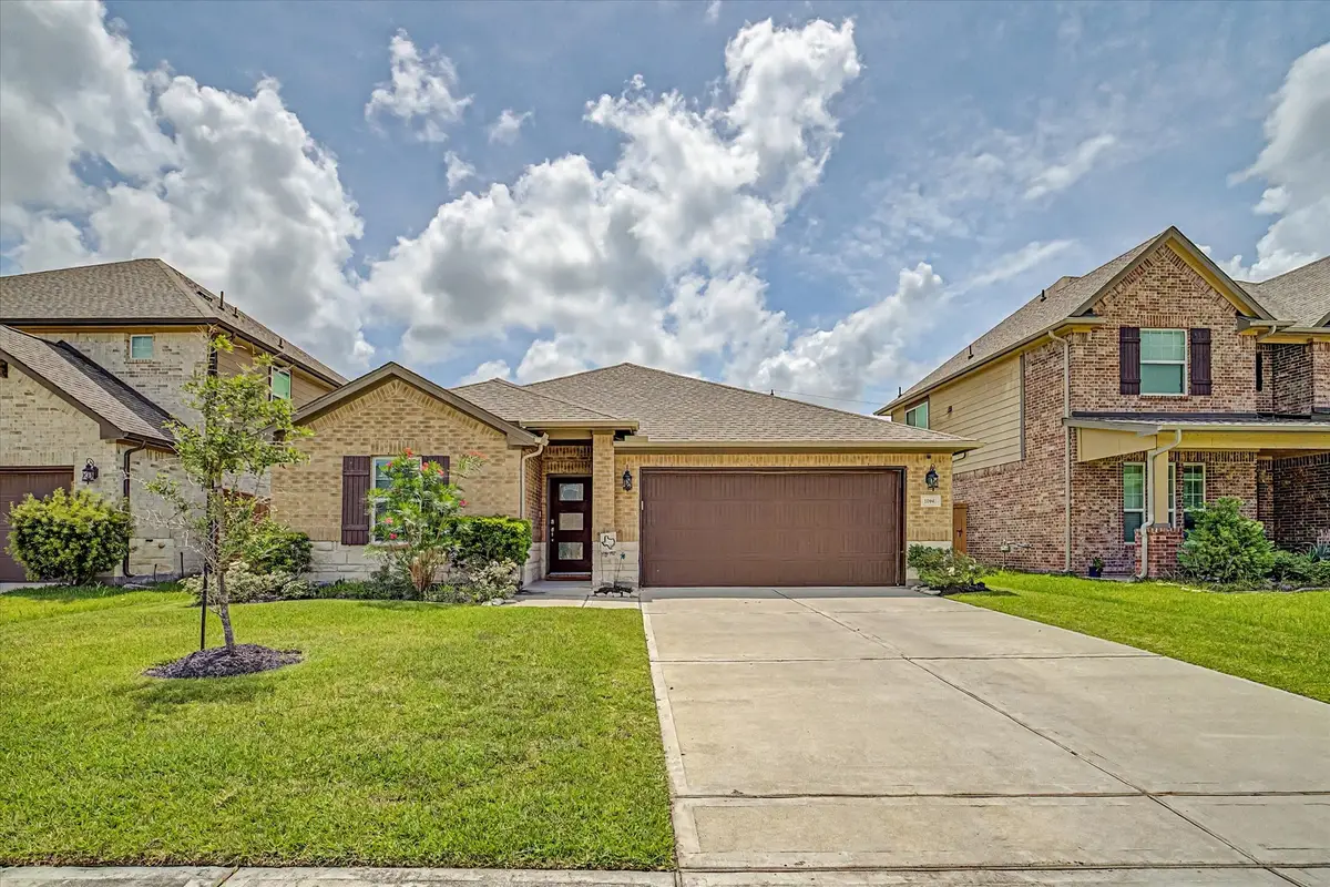 10842 Cliffs View Drive, Iowa Colony, TX 77583 - #1