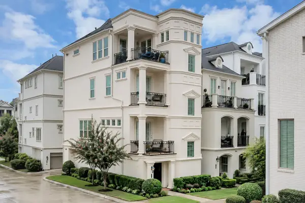 852 Dunleigh Meadows Lane, Houston, TX 77055