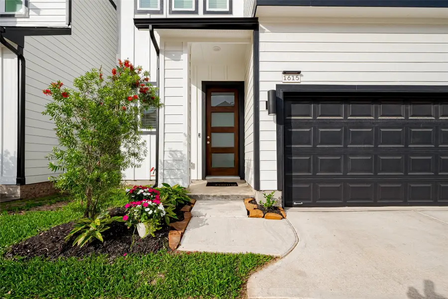 1615 Regents Gate Road, Houston, TX 77055 - #2