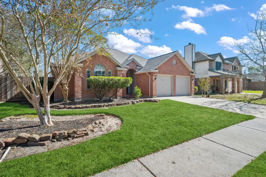 18930 Dee Woods Drive, Humble, TX 77346 - Image #2