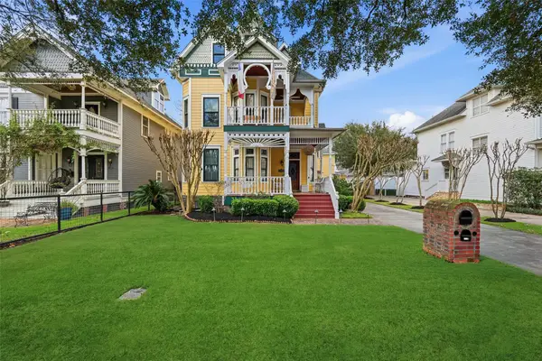 619 E 7th 1/2 Street, Houston, TX 77007