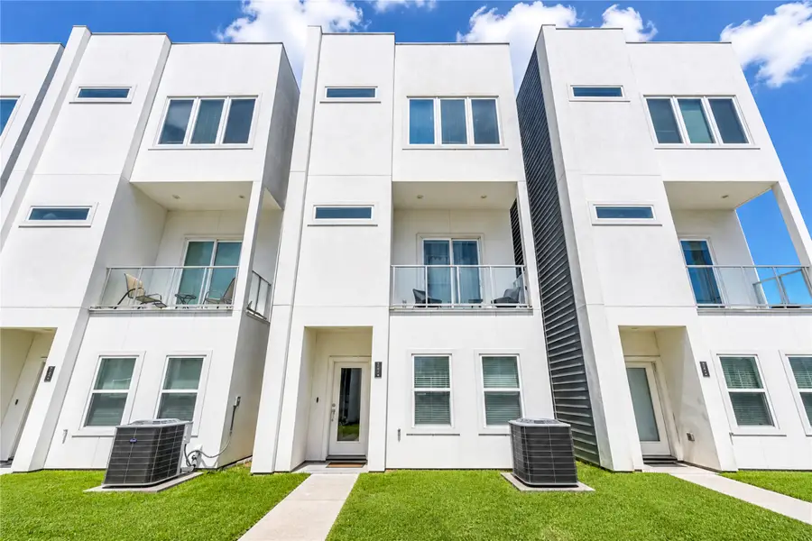 2107 Engelmohr Street #B, Houston, TX 77054 - #2