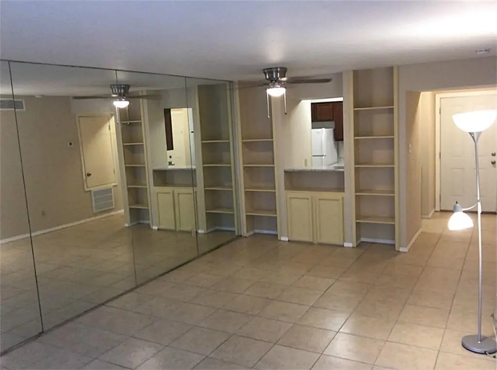 10075 Westpark Drive #14, Houston, TX 77042 - Image #1