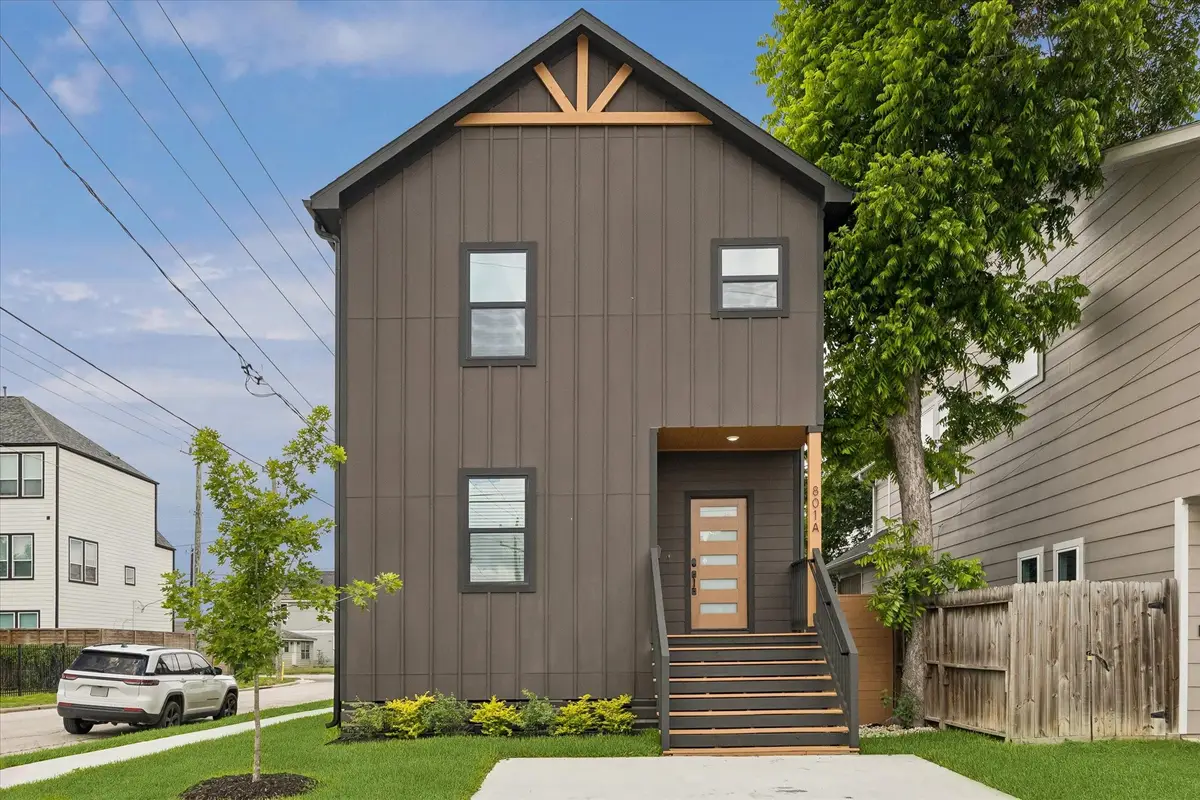 801 E 32nd 1/2 Street #A B, Houston, TX 77022 - #1