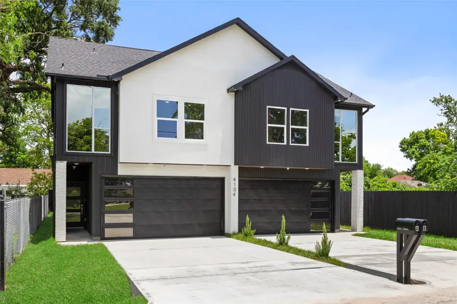 4104 Falls St, Houston, TX 77026 - #2