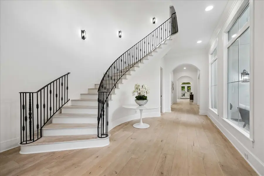 4504 Holly Street, Bellaire, TX 77401 - #2