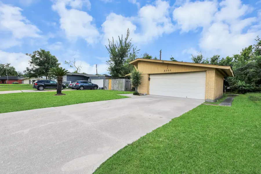2703 Knotty Oaks Trail, Houston, TX 77045 - #3