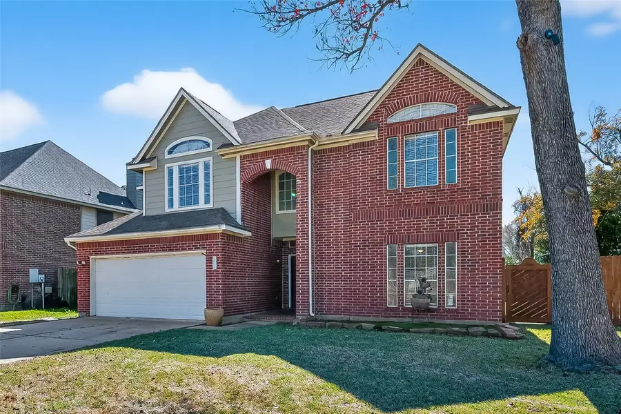 915 Highland Woods Dr, Highlands, TX 77562 - #2