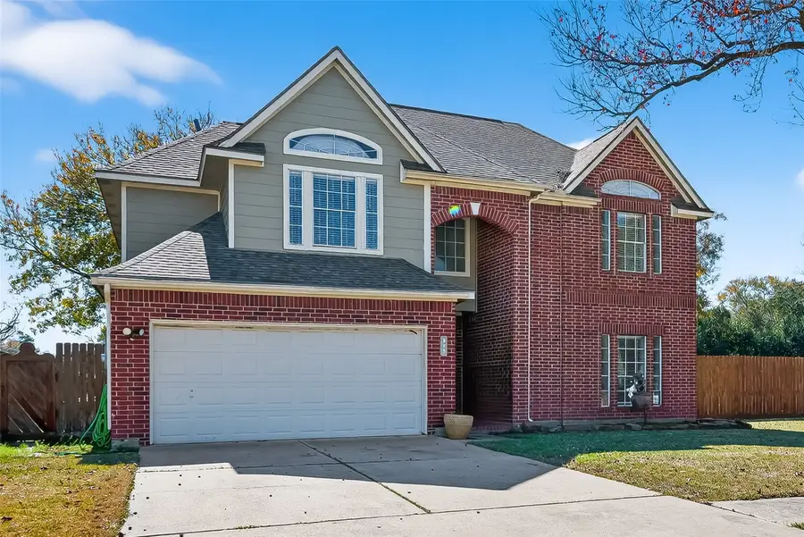 915 Highland Woods Dr, Highlands, TX 77562 - #3