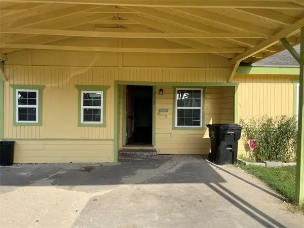 7227 Saint Augustine Street, Houston, TX 77021