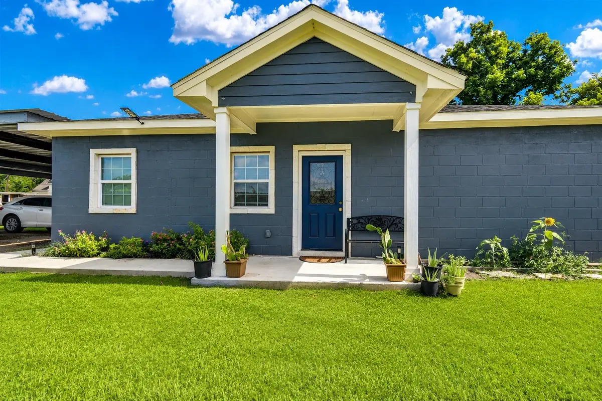 702 Ghinaudo Road, Brazoria, TX 77422 - #1