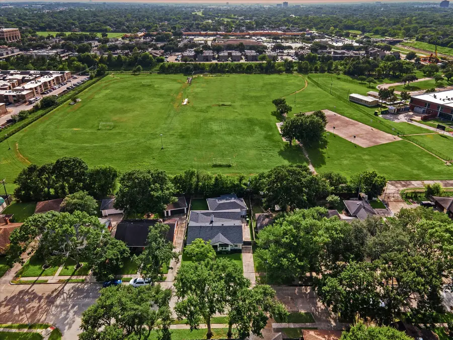 9710 Bob White Drive, Houston, TX 77096 - #2