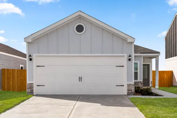 6513 Winter Elm Street, Houston, TX 77048