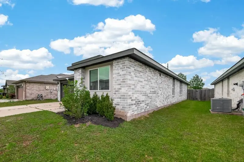 7523 Keystone Blossom Trail, Richmond, TX 77407 - #3