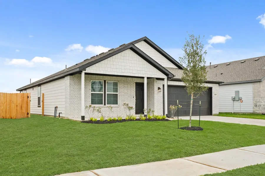 2509 Grace Street, Bay City, TX 77414 - Image #3