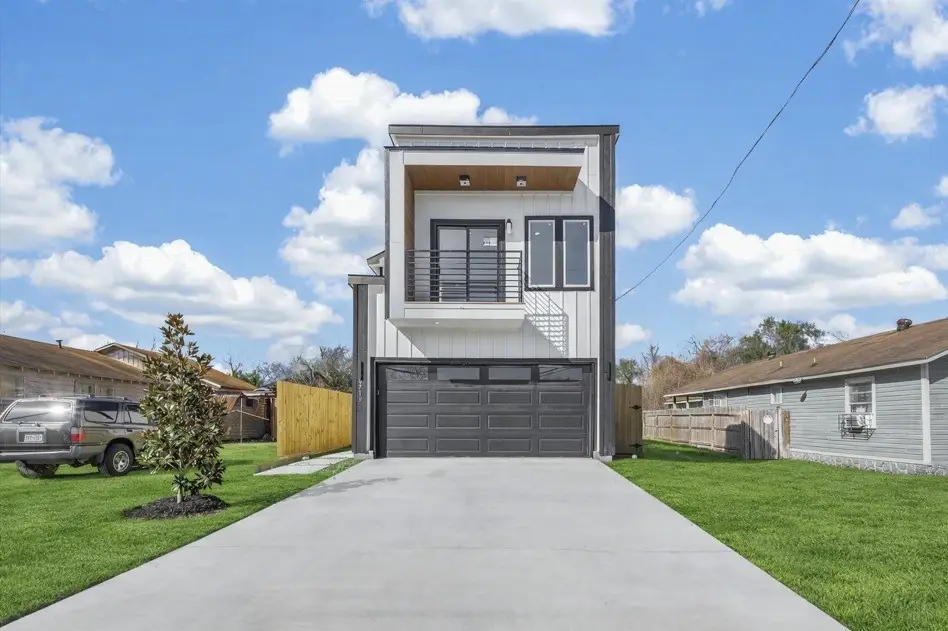 6719 Knox Street, Houston, TX 77091 - #1