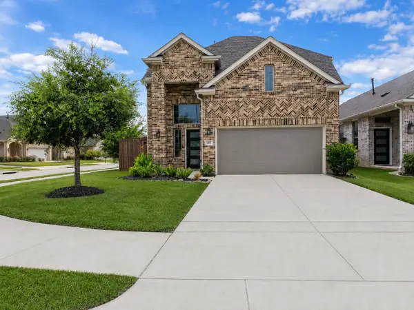 7011 Winterberry Glen Lane, Katy, TX 77493