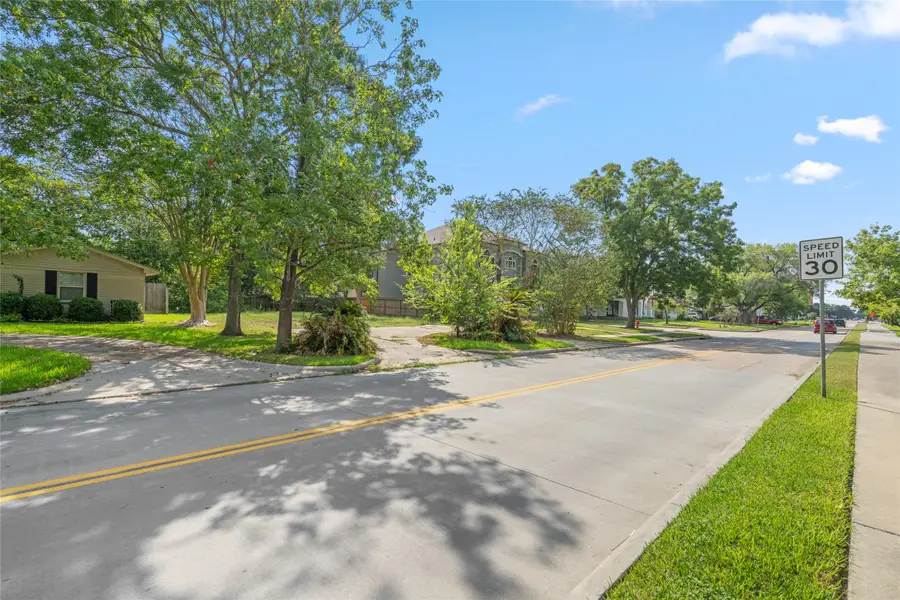 5517 Newcastle Street, Bellaire, TX 77401 - #3