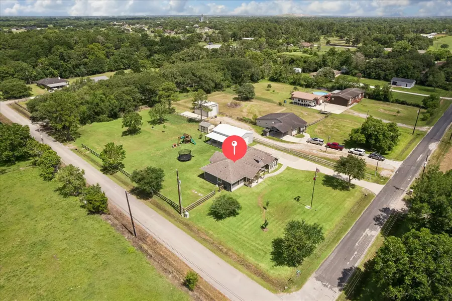 4726 Smith Road, Alvin, TX 77511 - #3