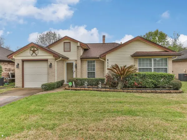 8526 Lazy Brook Lane, La Porte, TX 77571